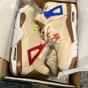 Air jordan 4 retro “teddy bears”